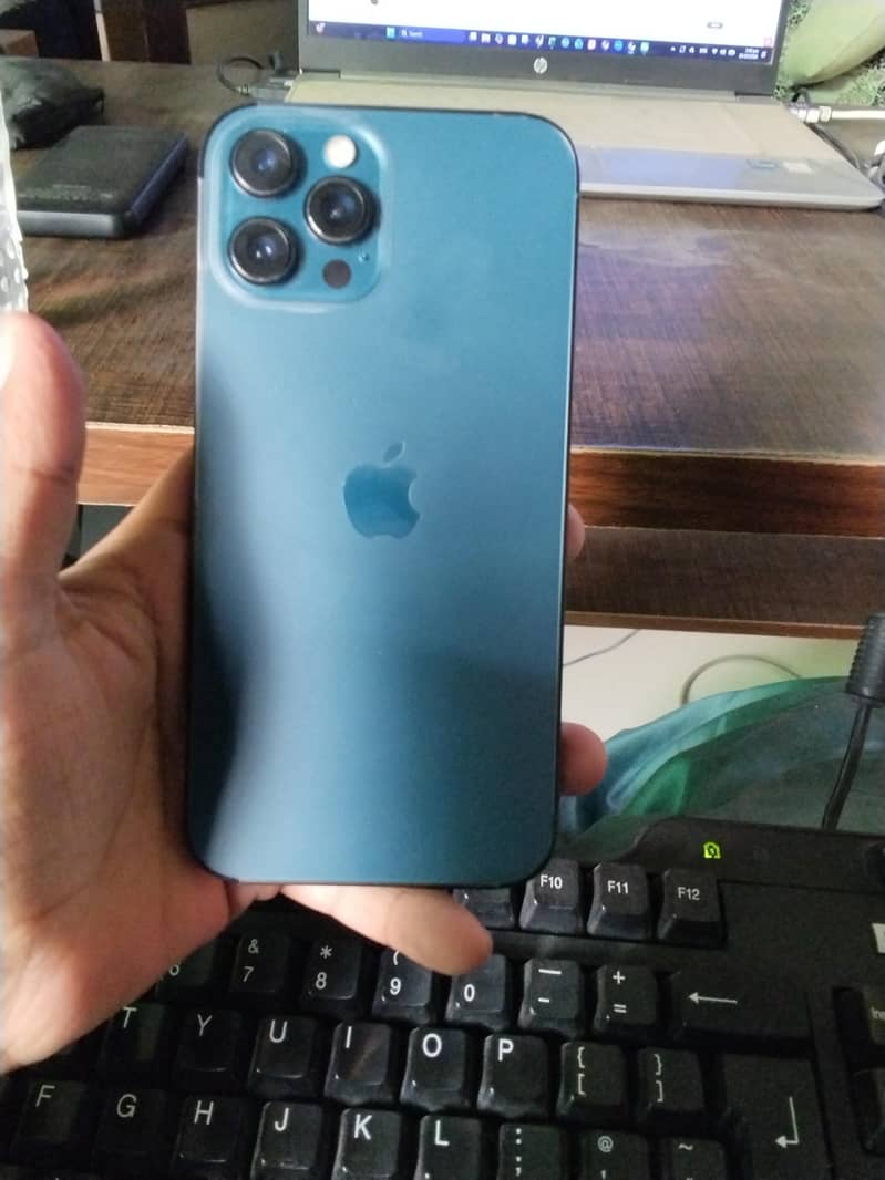 Apple iPhone 12 Pro Max 1