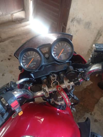 yBR125