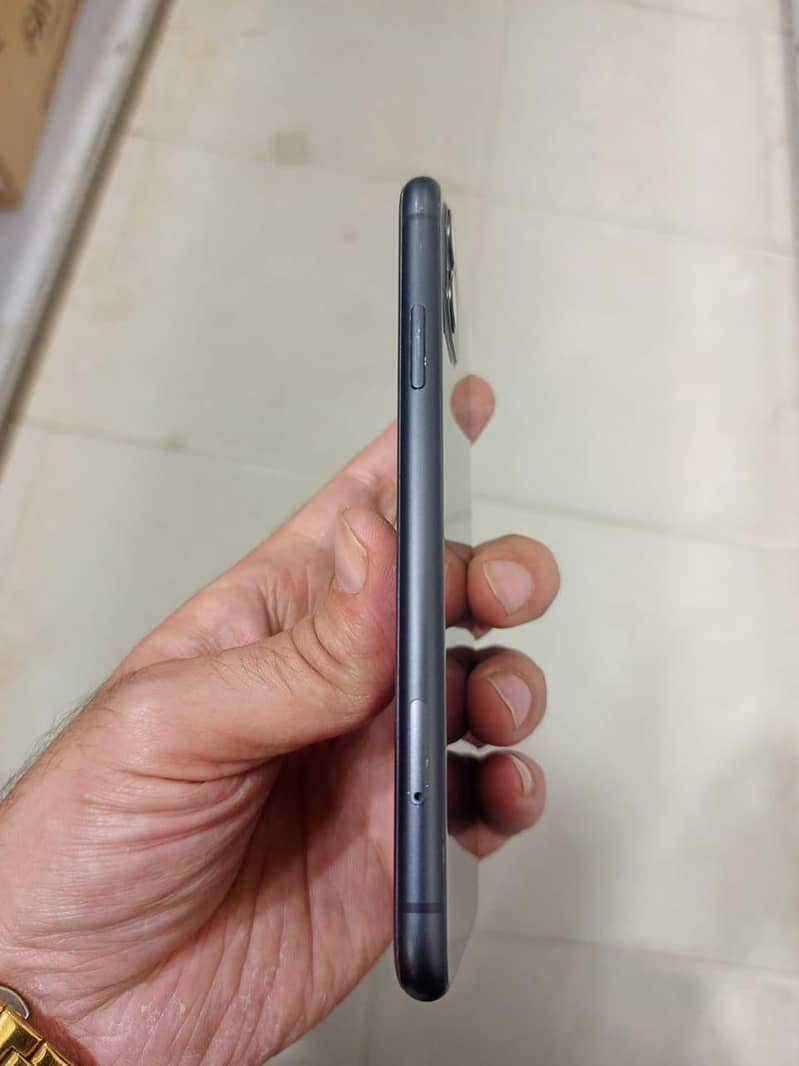 Apple iPhone 11 2