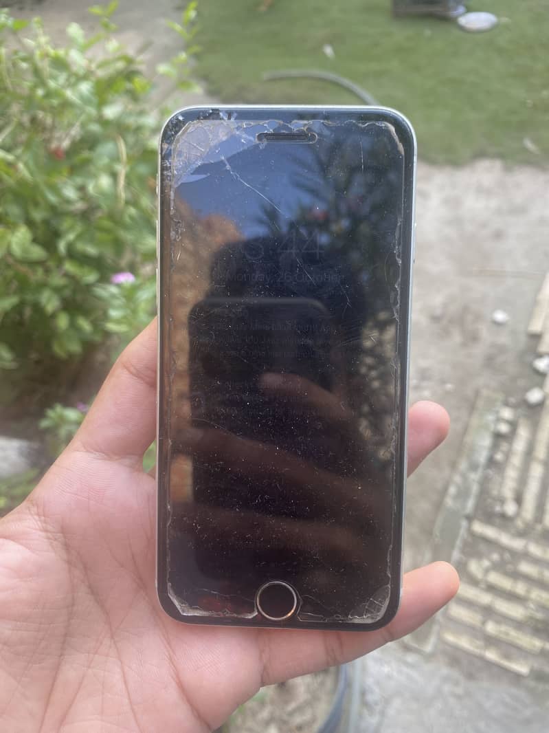 Apple iPhone 6S 2