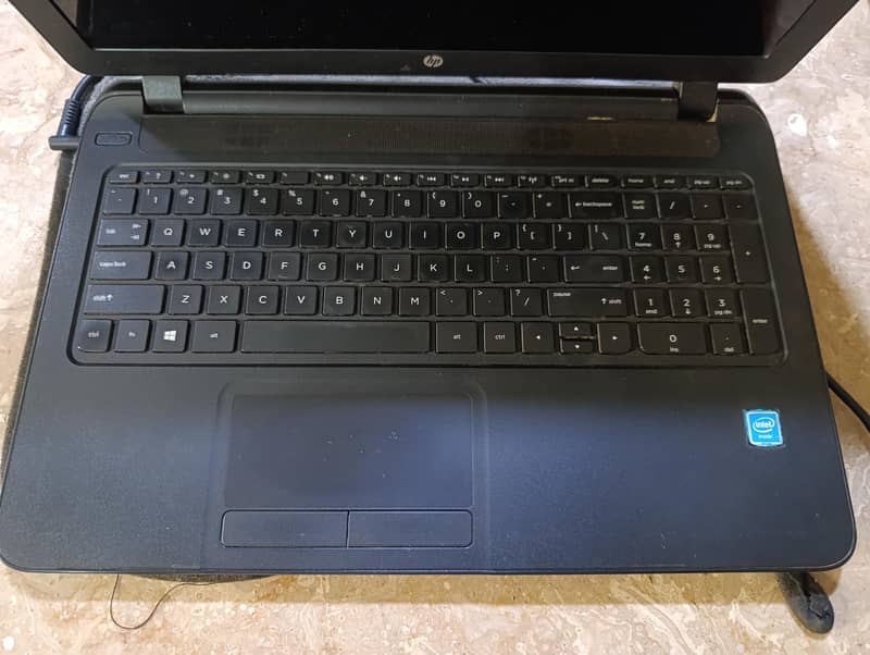 HP 17" 0