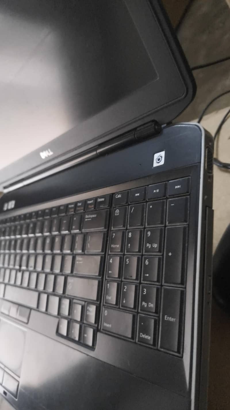 Dell Latitude E5530 I5 3rd generation 2