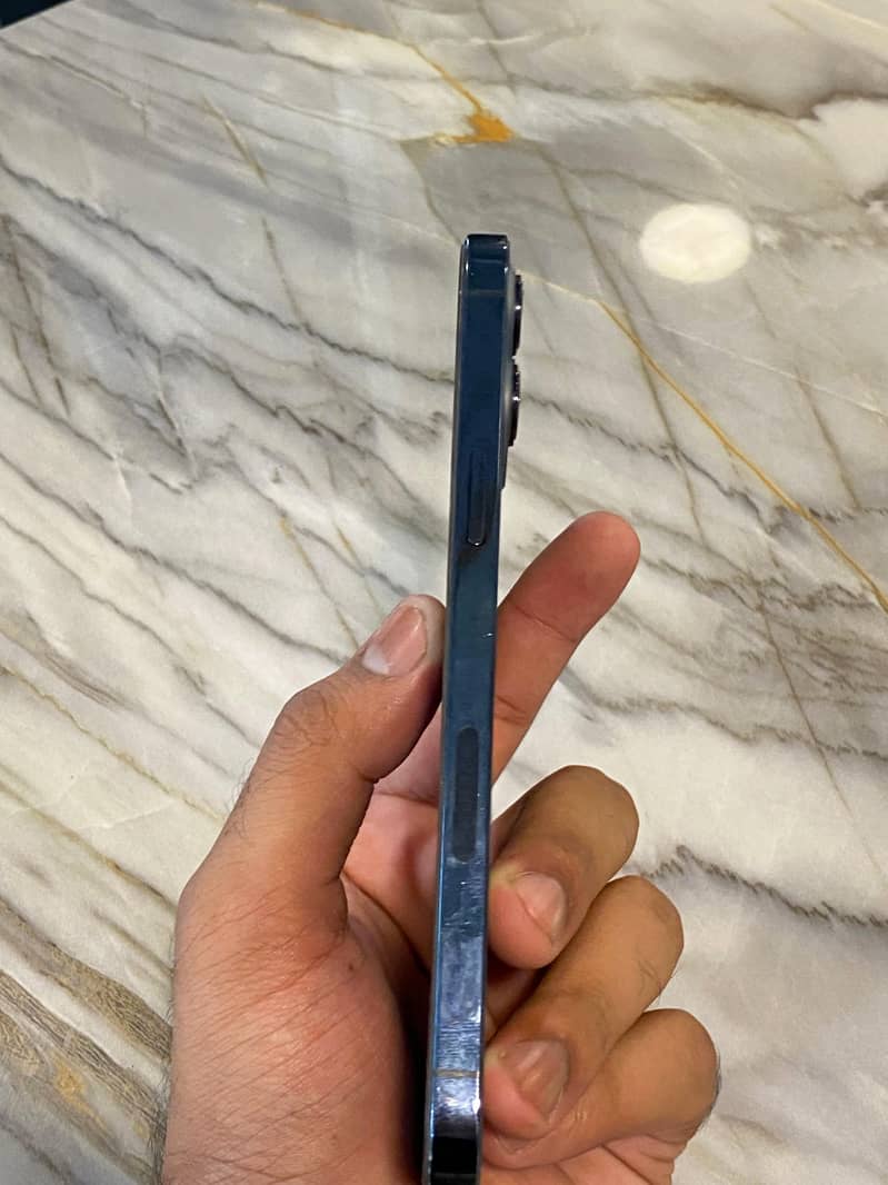Apple iPhone 12 Pro Max 3