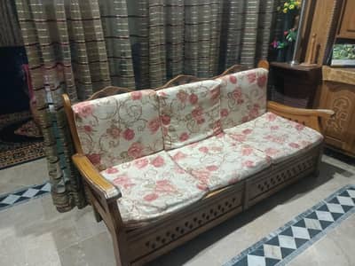 5 Seater Heavy Structure Sofa for Sale With Cushion