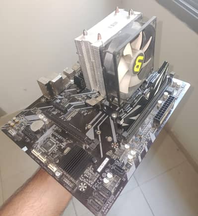 Ryzen 5 2600 + Gigabyte B450 + Rx 590 8gb + 16gb ddr4