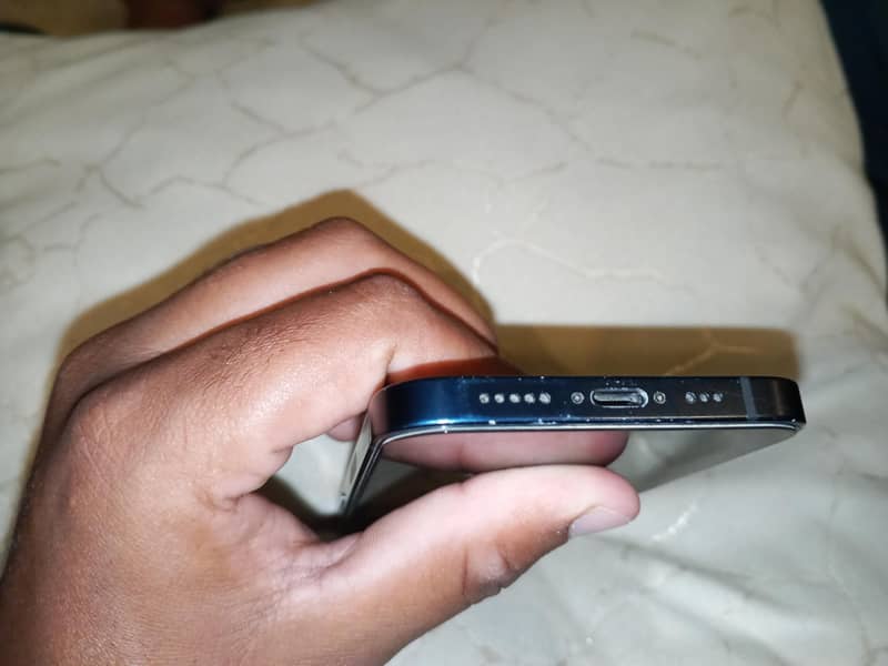 iPhone 12 64GB Blue | 85% Battery Health | Non-PTA 12