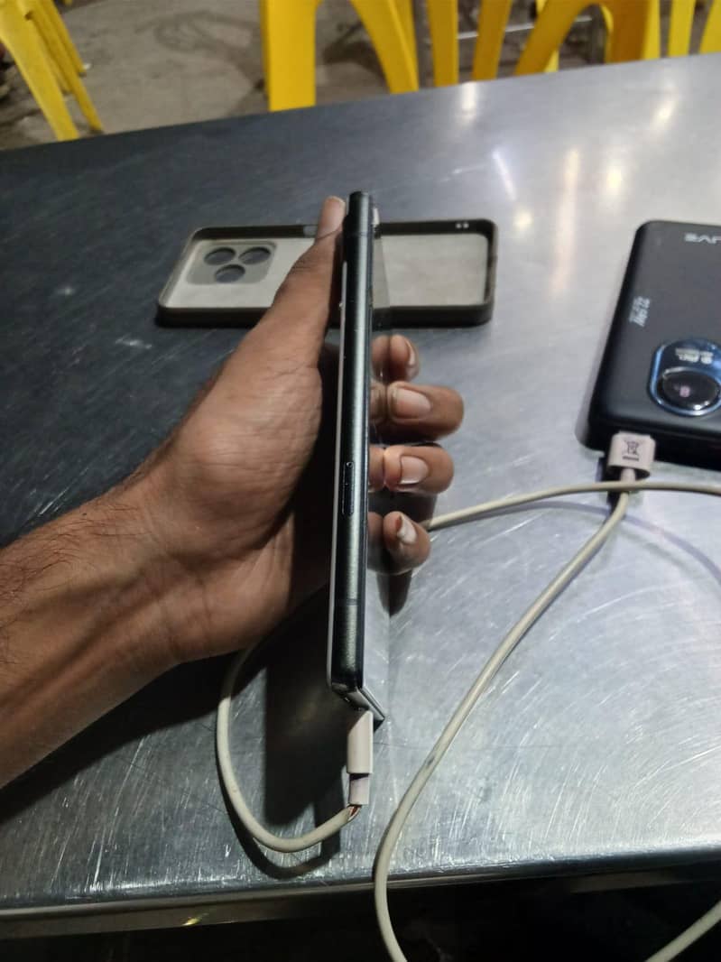 Google Pixel 6a 4
