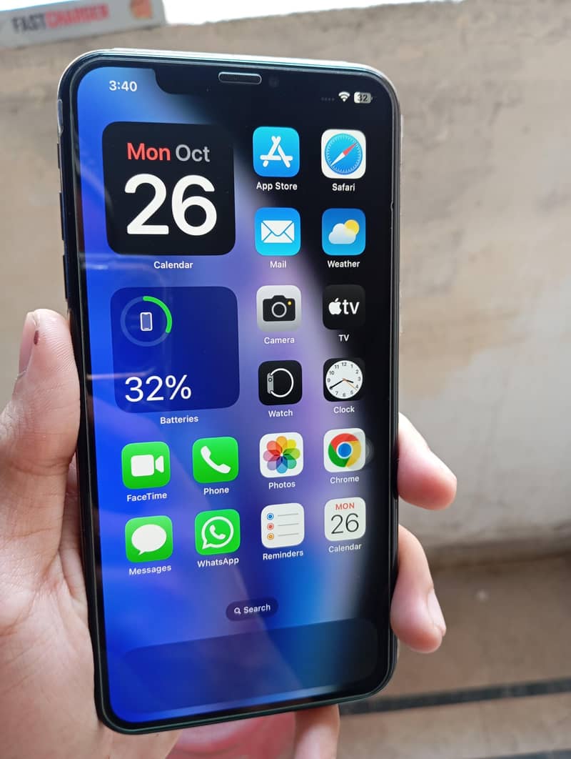 Apple iPhone XS Max 2