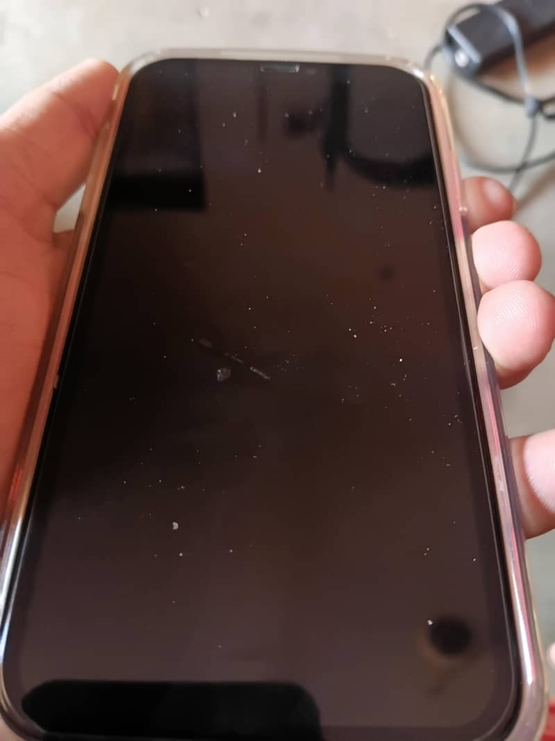 Apple iPhone XR 0
