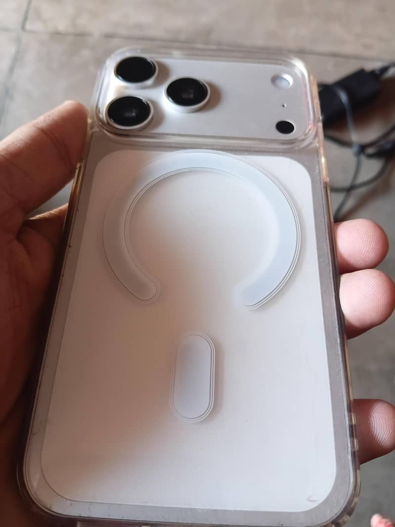 Apple iPhone XR 1