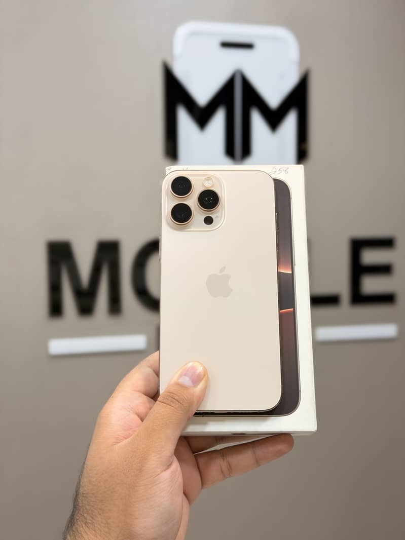 iPhone 16 Pro Max 3