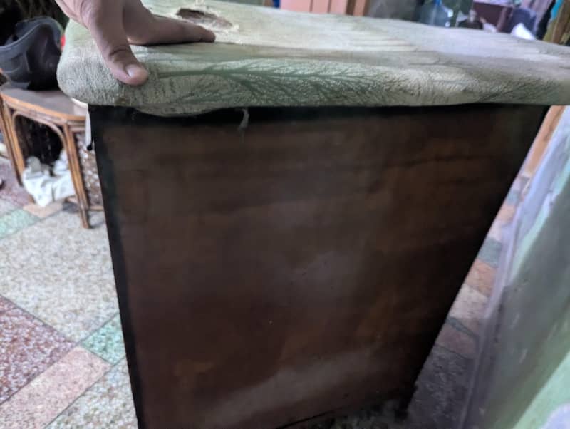 iron stand 3