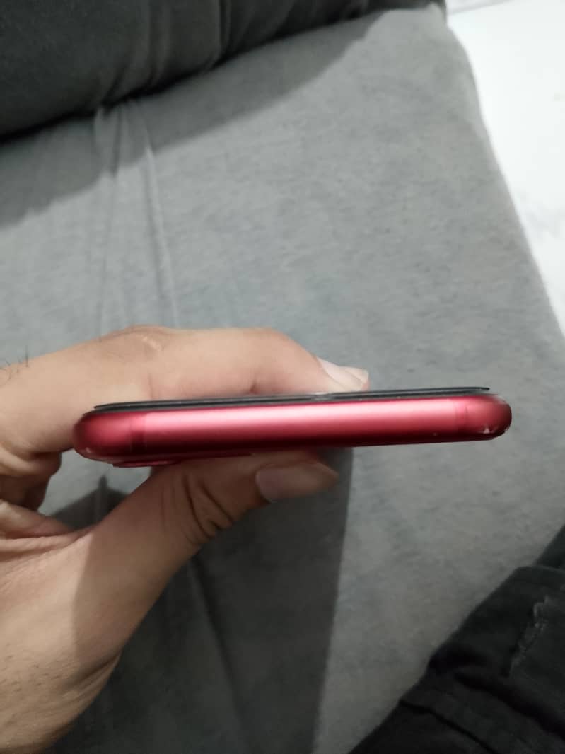 Apple iPhone 11 0