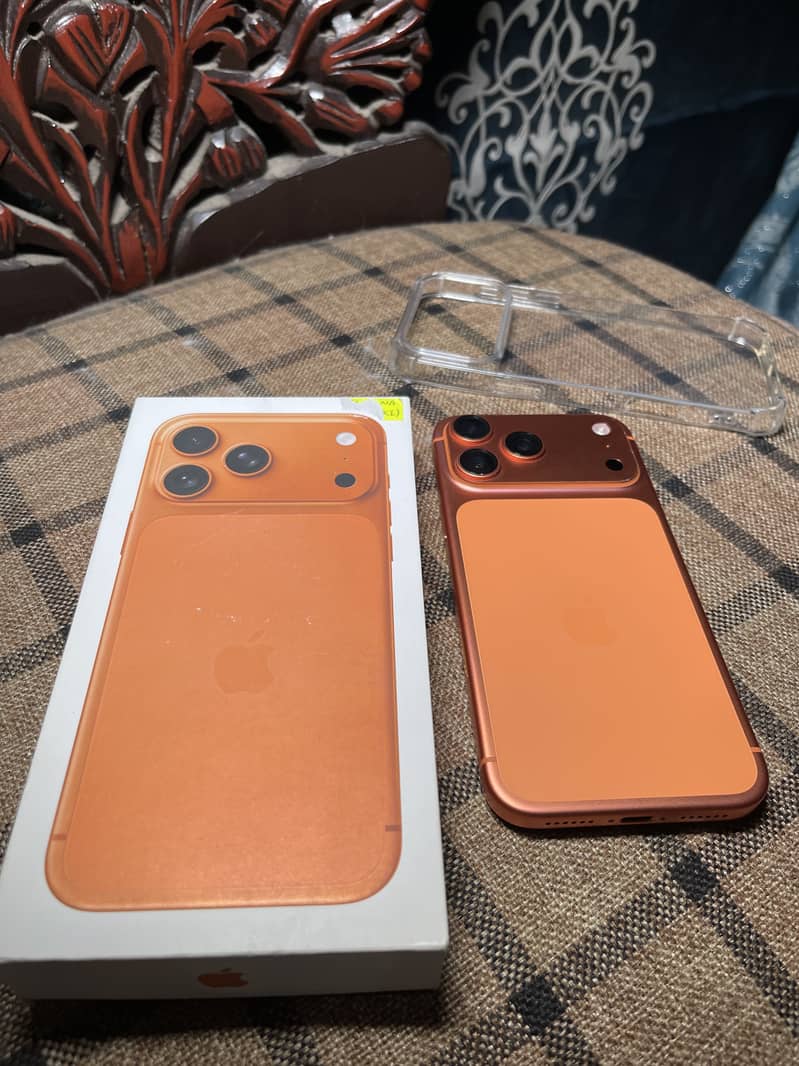 Apple iPhone 17 Pro Max 2