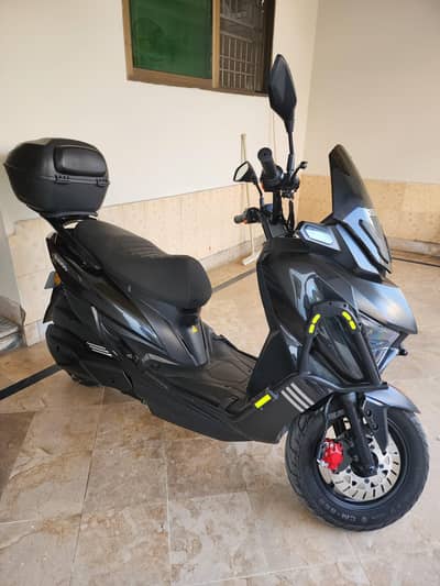 Revoo E52 3000 watt