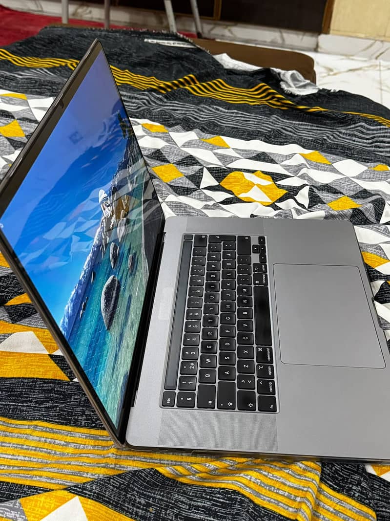 MacBook Pro 2019 2