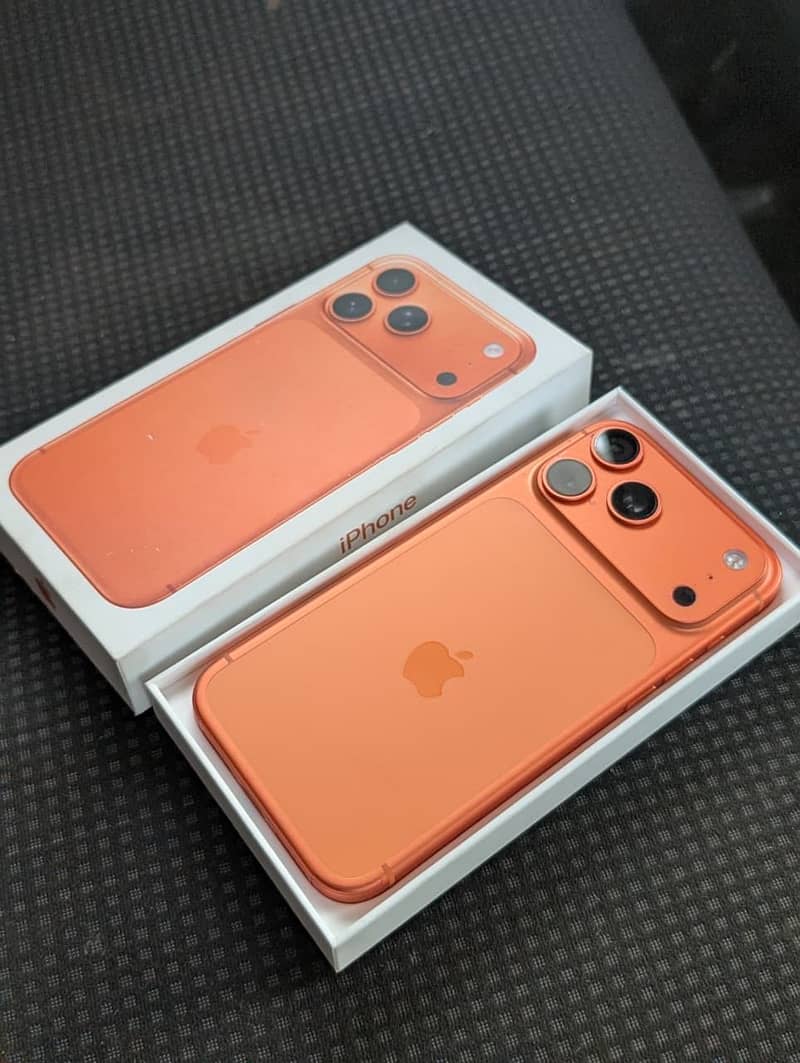 Apple iPhone 17 Pro Max 2