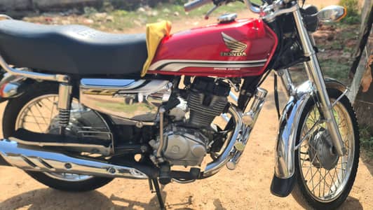 Honda 125 Speacial Addition | 5 gears | self and kick start | 10/10