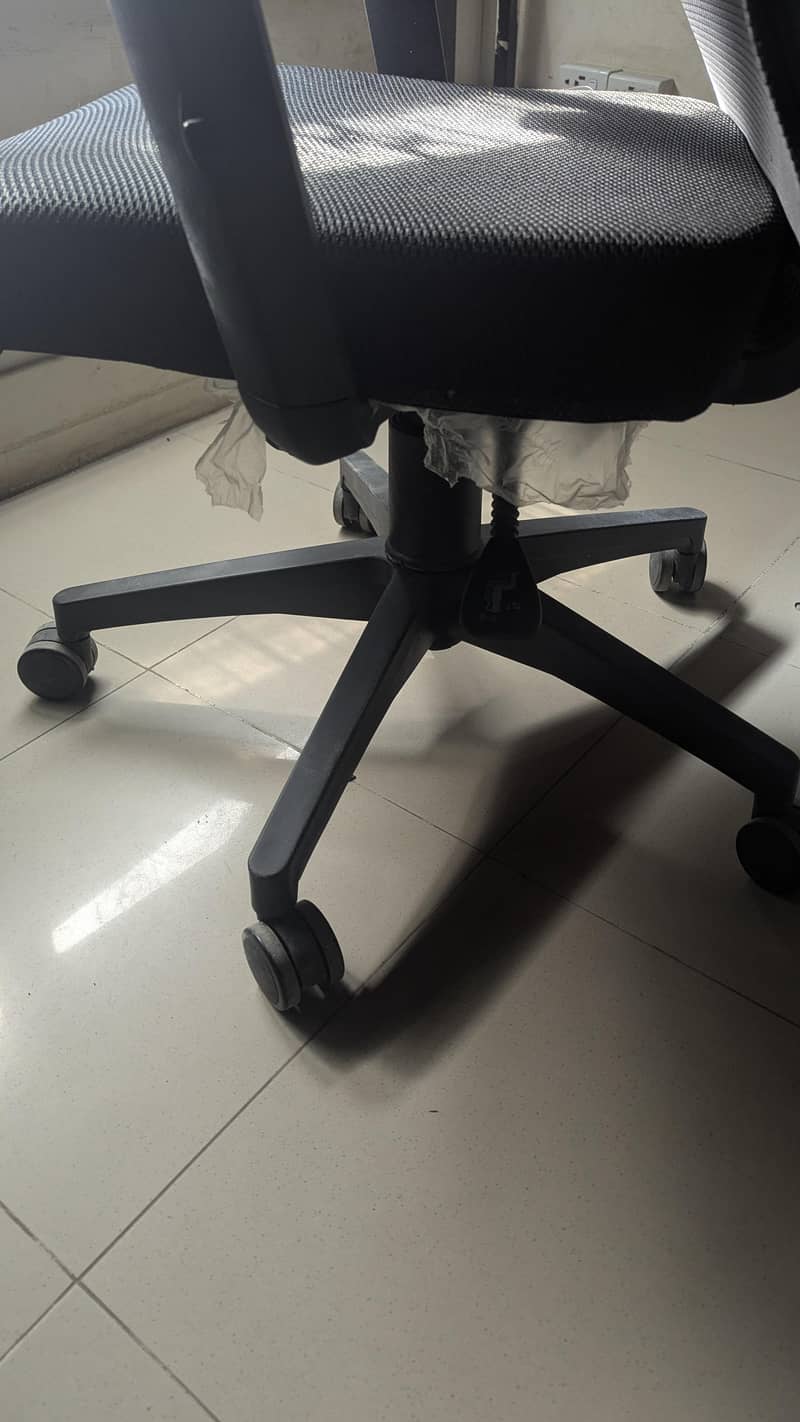 highted chair 3