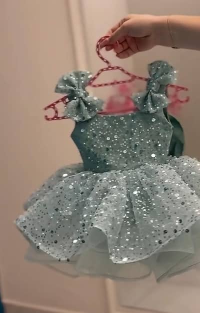 Available on order. can be customized. dm for queries