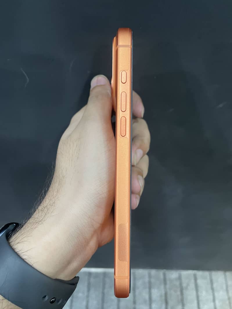 Apple iPhone 17 Pro Max 3