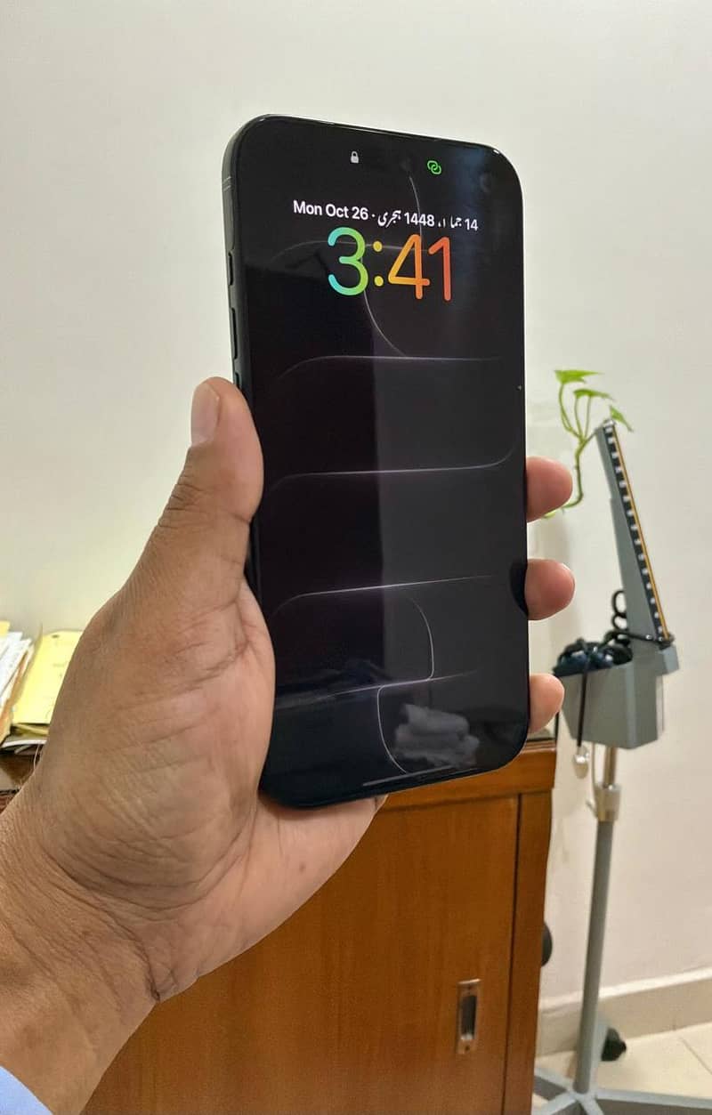 Apple iPhone 18 Pro Max 1
