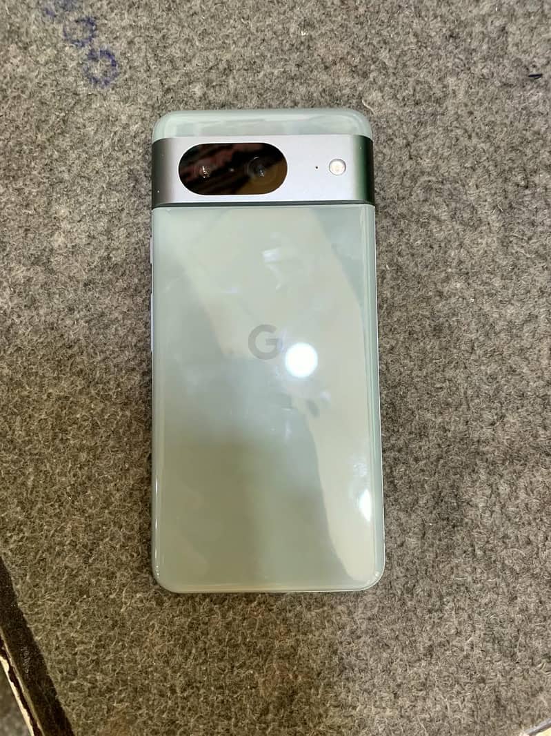 Google Pixel 8 1