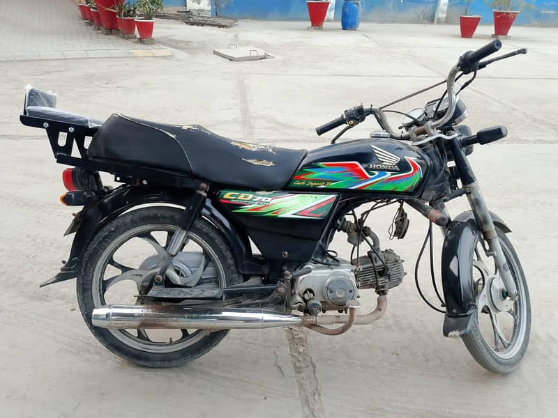 Honda CD70 8