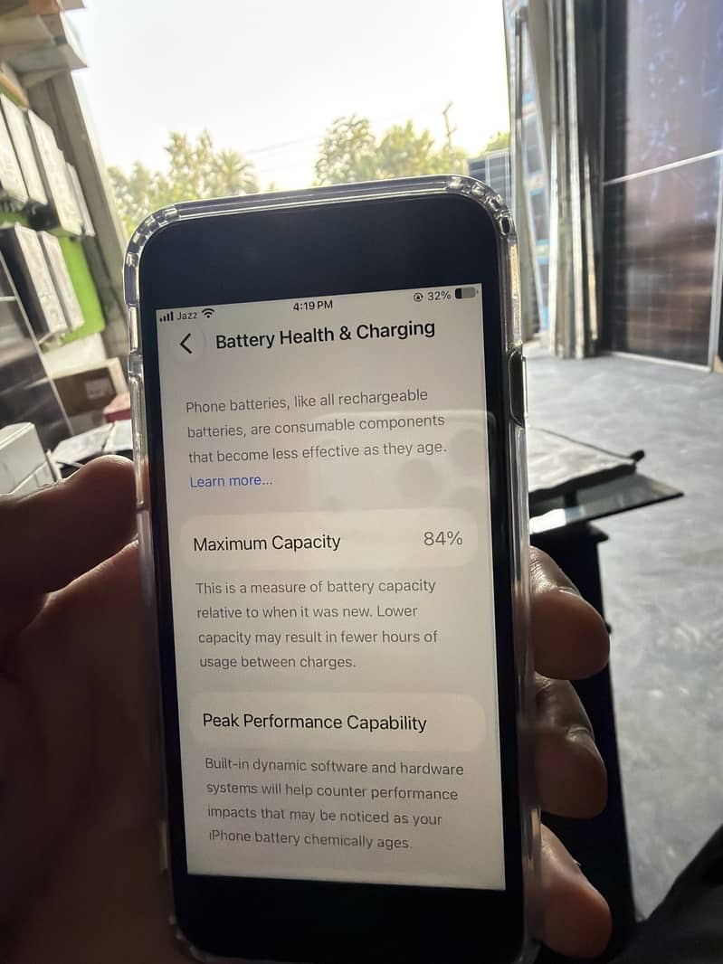 Apple iPhone SE 8