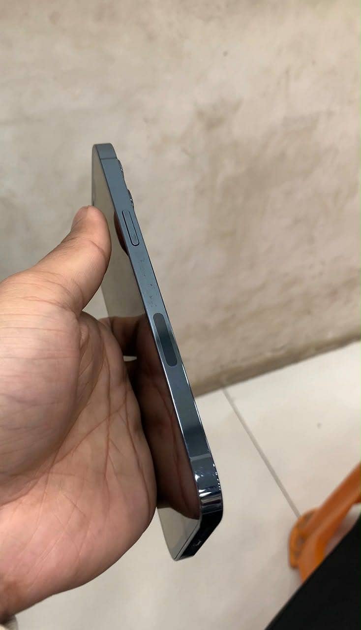 Apple iPhone 12 Pro Max 1