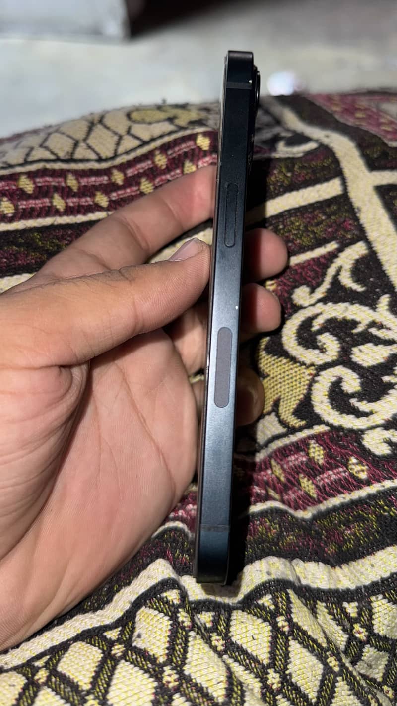 Iphone 13 3
