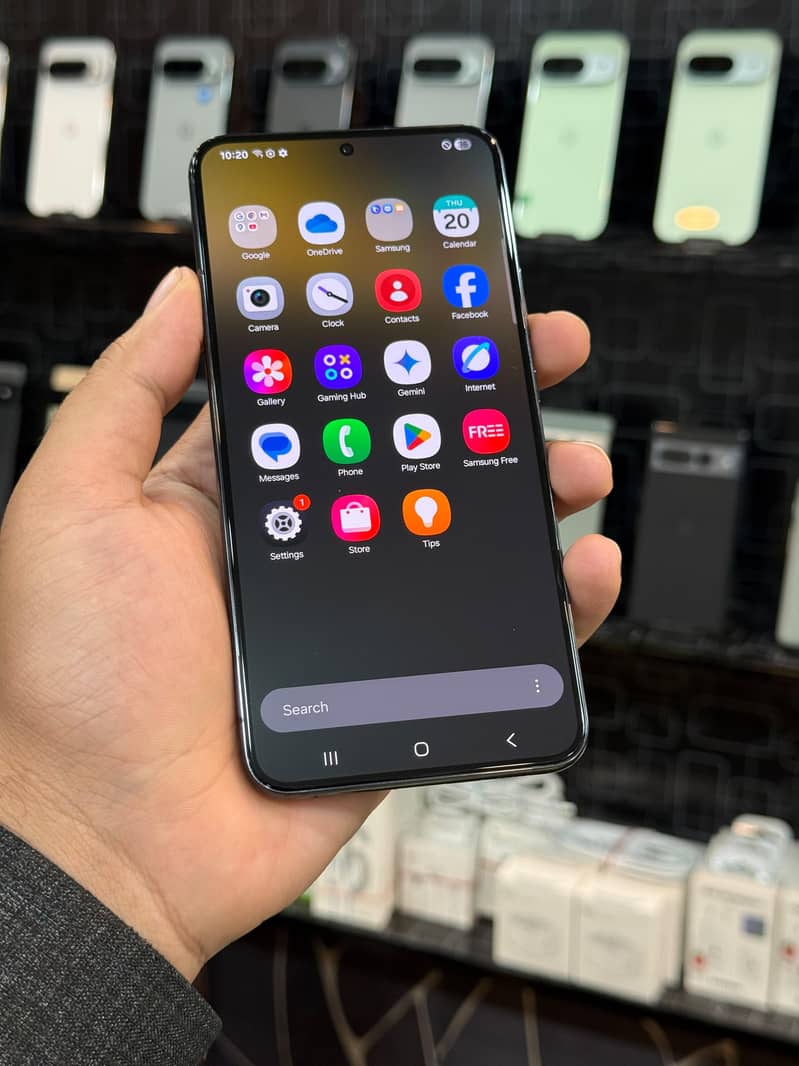 Samsung Mobile S22 Plus 5
