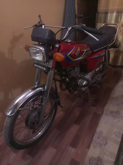 Honda 125 Lahore number argent sale