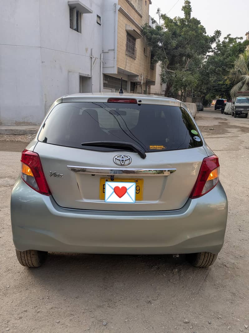 Toyota Vitz 2013/15 1st owner - Cars - 1120898575