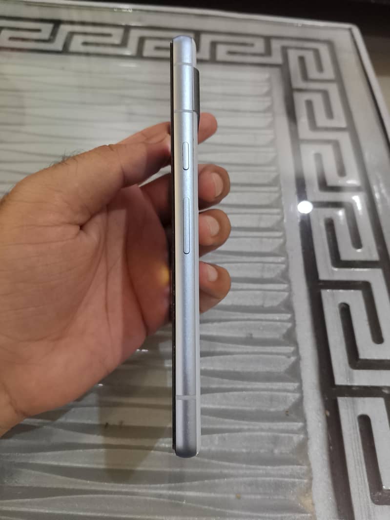 Google Pixel 7a 2