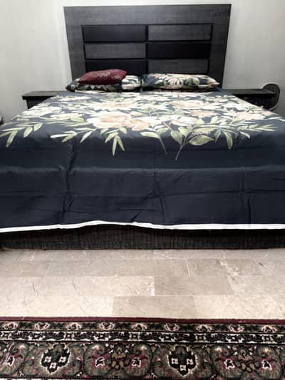 Bed Set for Urgent Sale