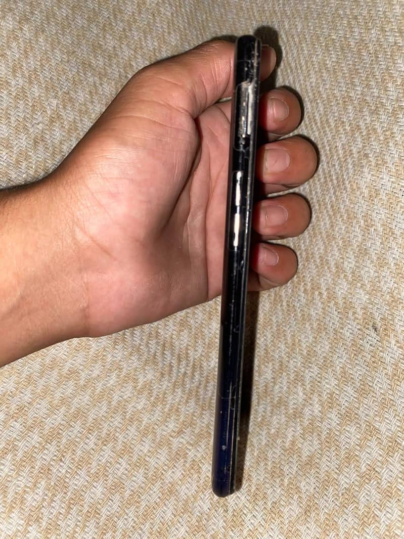 Realme 3 9