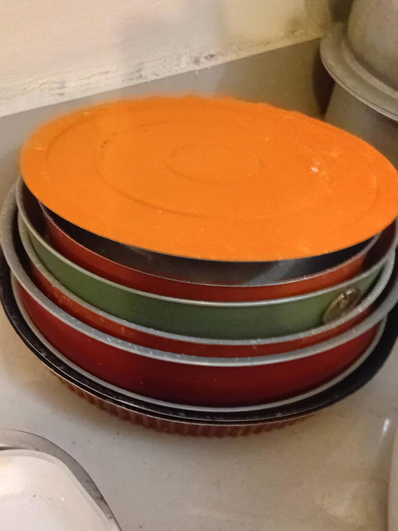 kitchen crockery 4