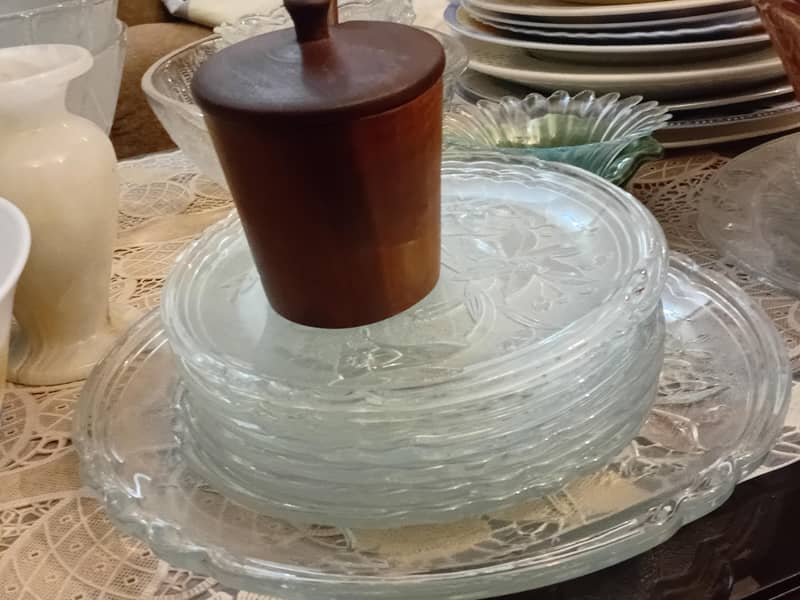 kitchen crockery 10