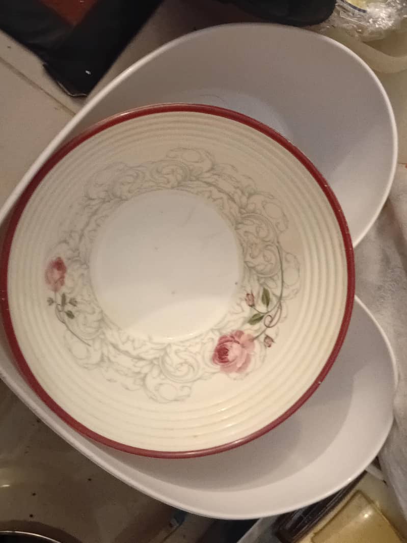 kitchen crockery 11