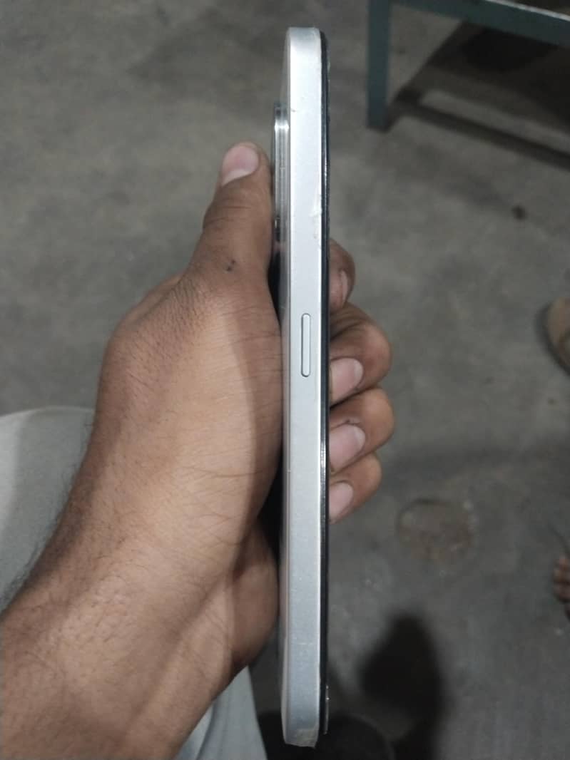 Honor 6C 3