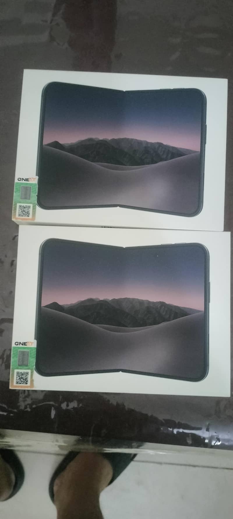 Apple iPhone Duo 1