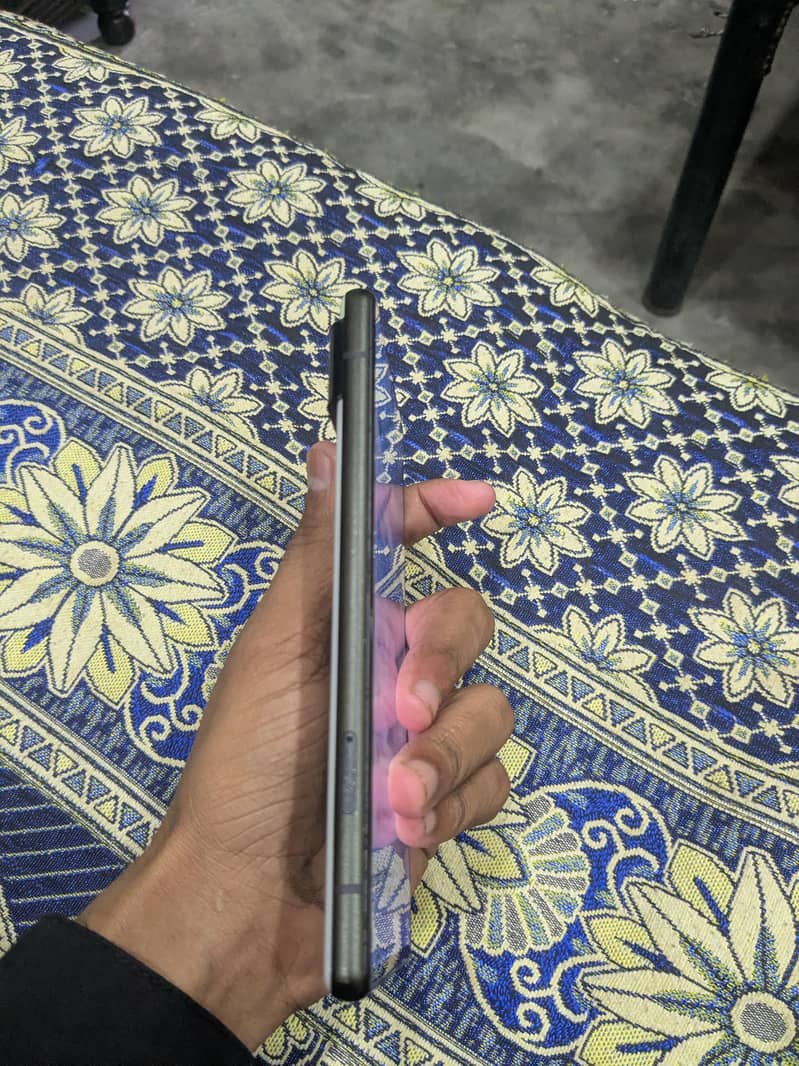 Google Pixel 6 4