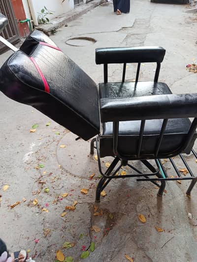 salon chair
