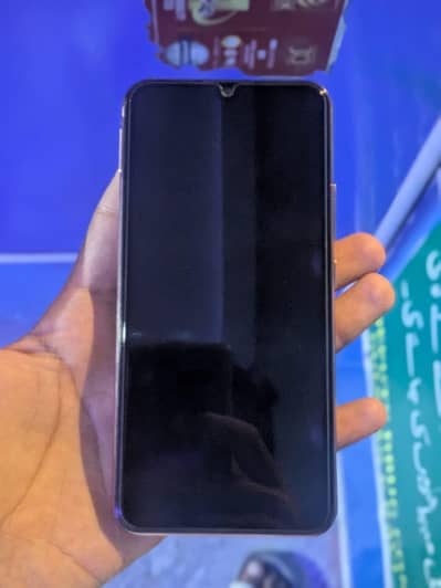 Vivo Y17