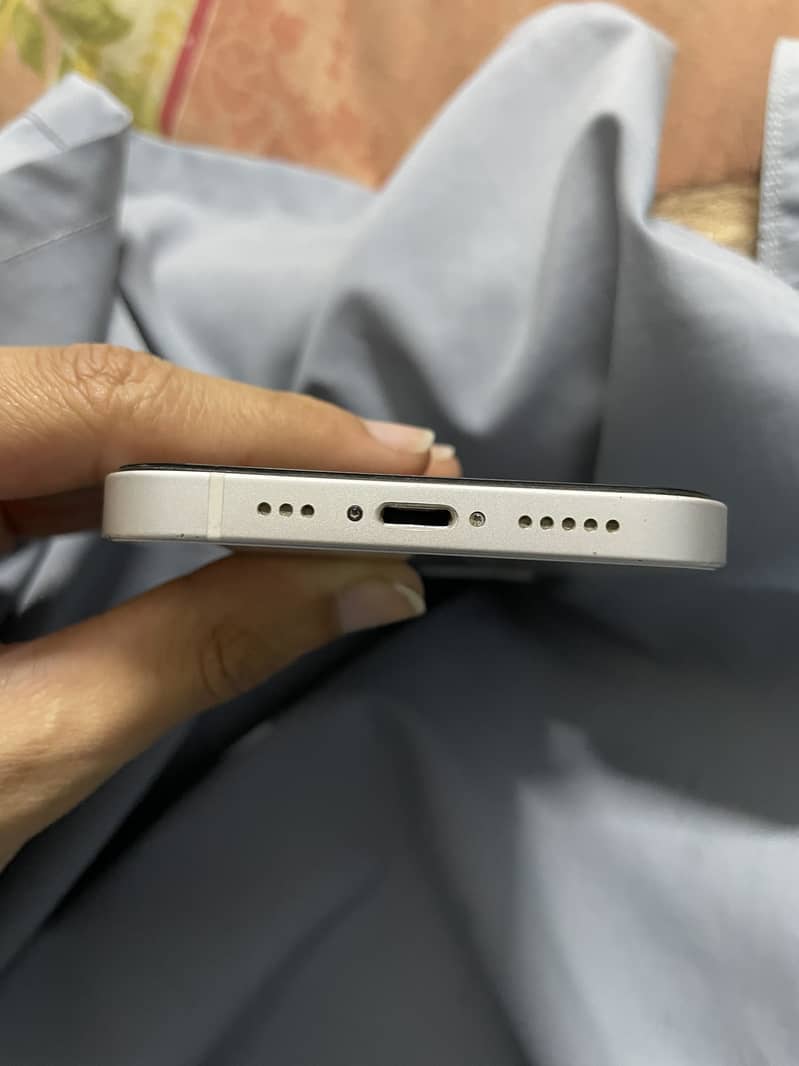 Apple iPhone 12 mint condition 6