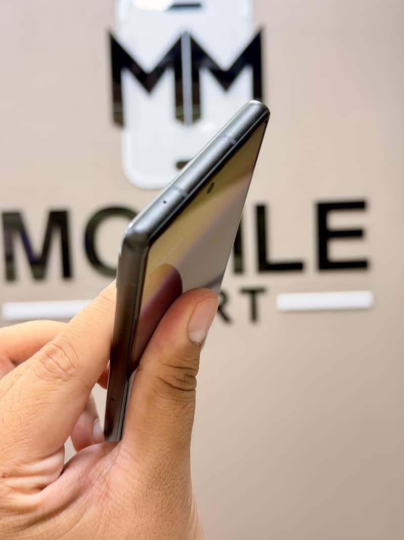 Google Pixel 6a Antique Device 8