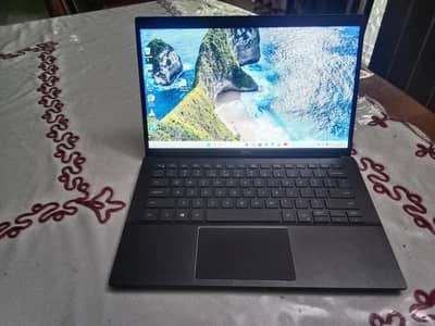 Dell Latitude 3310 core i3 8th gen like new