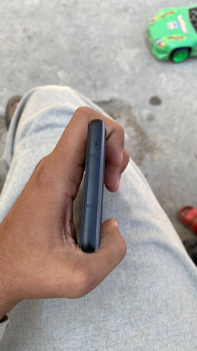 Google Pixel 6a 1