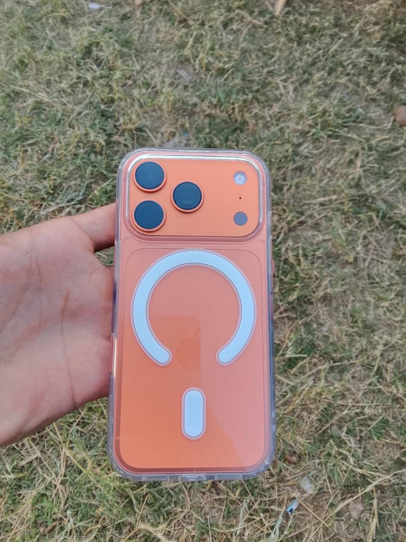 Apple iPhone 17 Pro 0